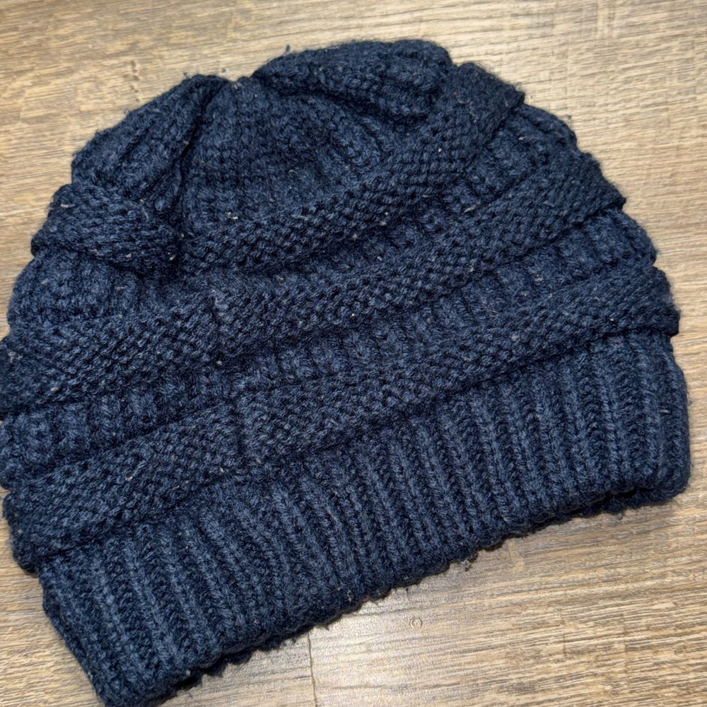 C.C Navy Blue Cable Knit Beanie Hat Ribbed Cuff Winter Skull Cap One Size - Picture 2 of 3